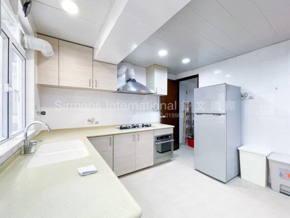 Kitchen 1
