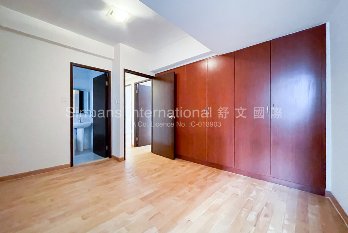 Master Bedroom 1