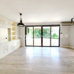 Greenery Garden For Rent 怡林閣