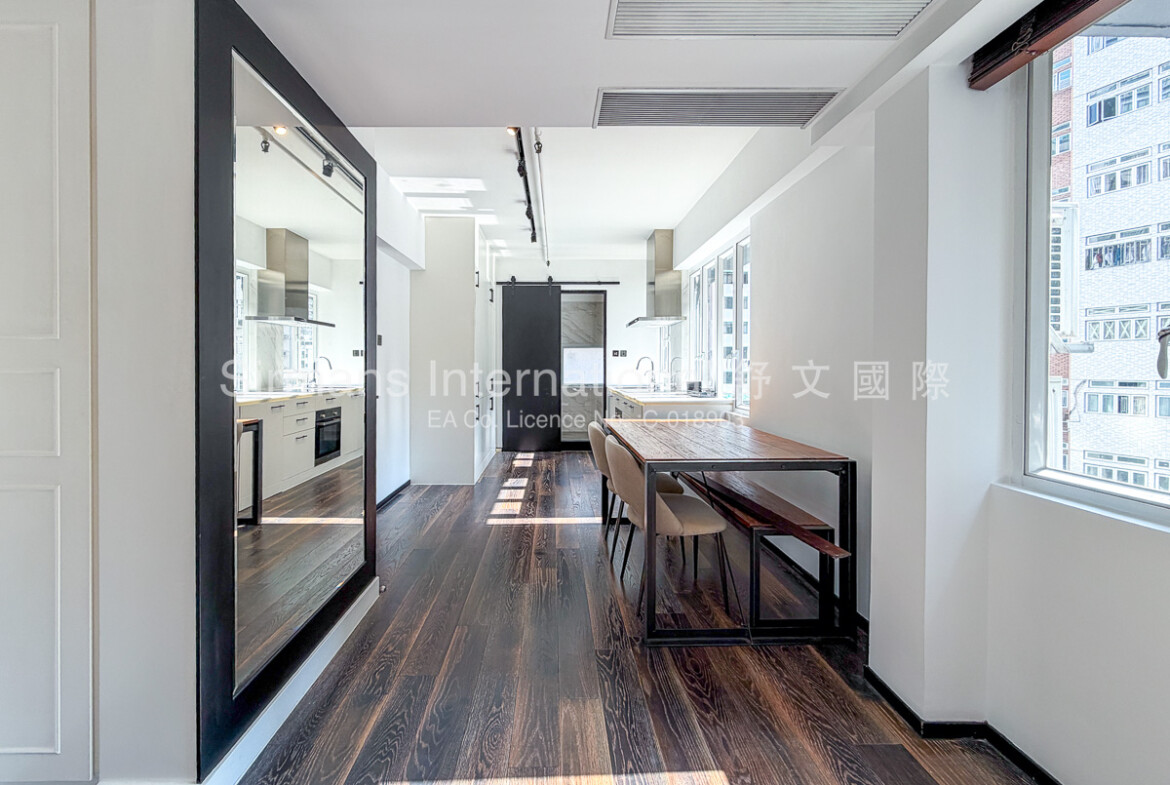 Tai Wong Commercial Building Sheung Wan Office Interior
