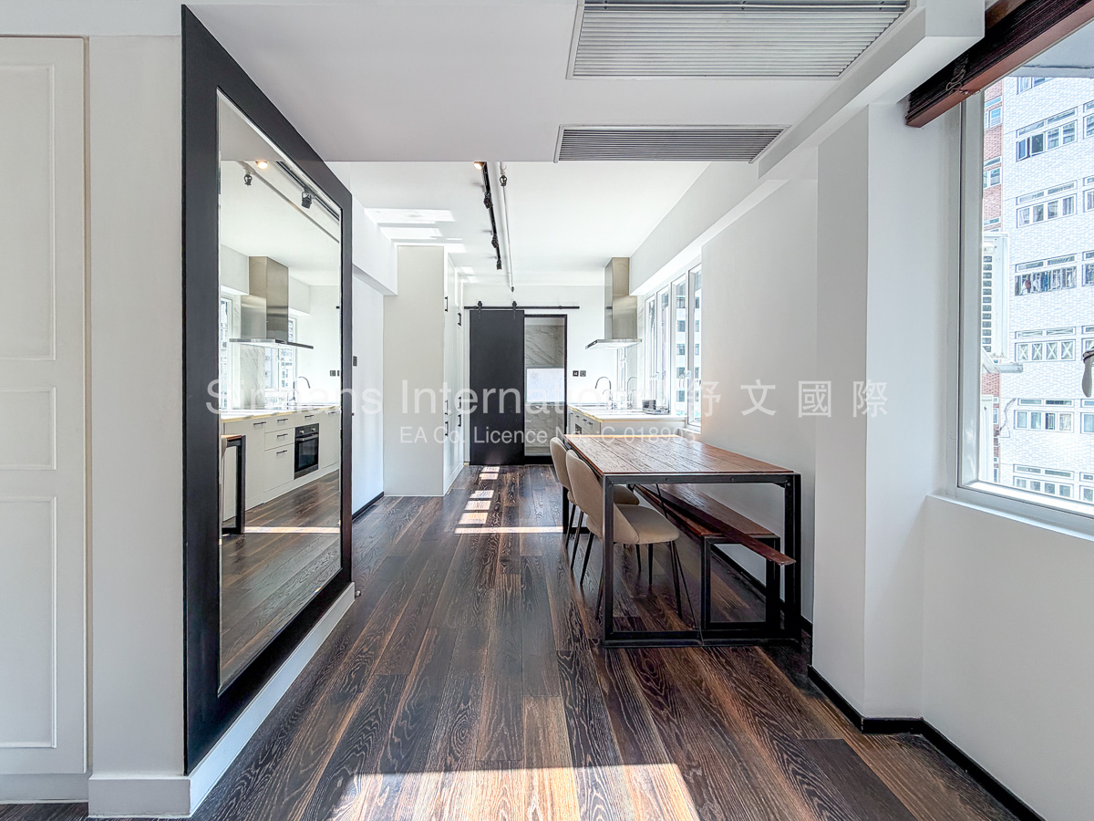 Tai Wong Commercial Building Sheung Wan Office Interior