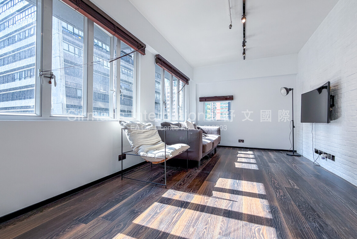 Tai Wong Commercial Building Sheung Wan Office Interior