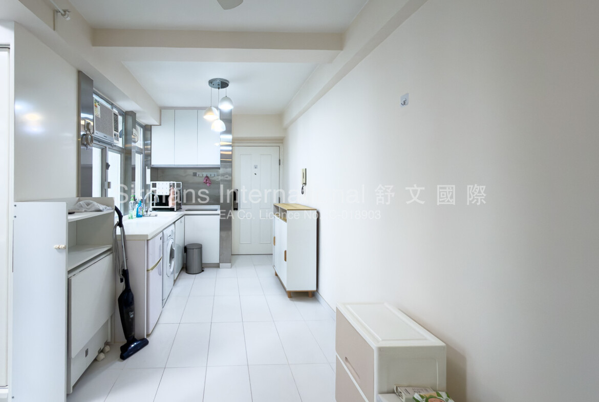 Siu Wah Building Interior Photo